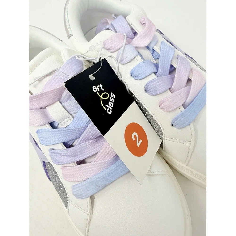 Art Class Youth Girls Size 2 Lace Up Kaitlyn Court Sneakers in Silver/White S2